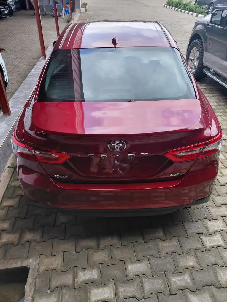 
								Foreign Used 2019 Camry Sedan full									